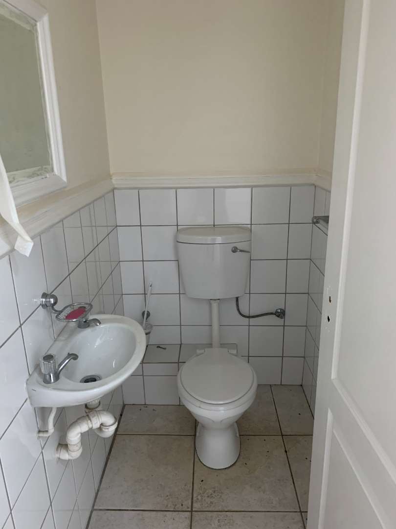 To Let commercial Property for Rent in Montague Gardens Western Cape